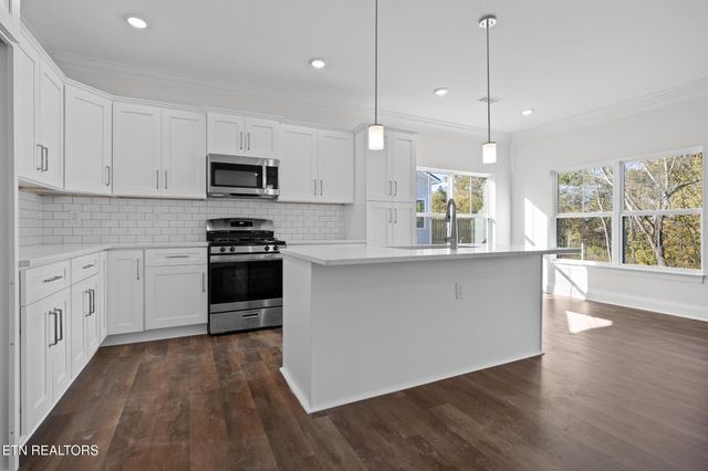 7313 Hackberry Branch Way, Knoxville, TN 37924