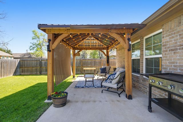 213 Freeman Street, Lindale, TX 75771