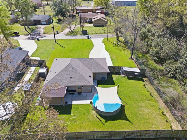 213 Freeman Street, Lindale, TX 75771