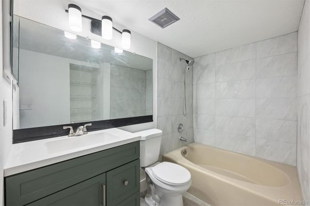 18391 E Kepner Place 103, Aurora, CO 80017