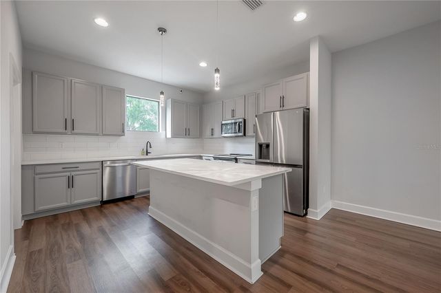 1306 W CARMEN STREET 1, Tampa, FL 33606