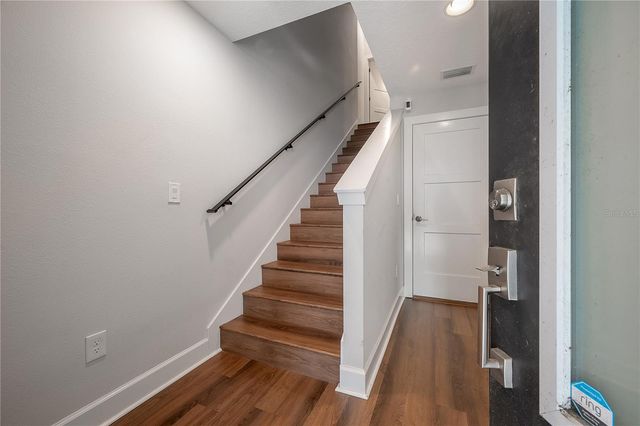 1306 W CARMEN STREET 1, Tampa, FL 33606