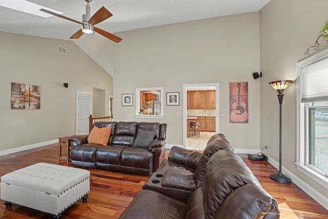 885 Chelsea Lane, Tipp City, OH 45371