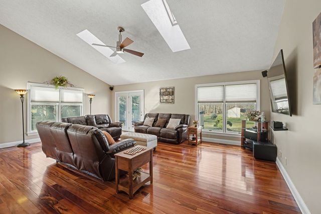 885 Chelsea Lane, Tipp City, OH 45371