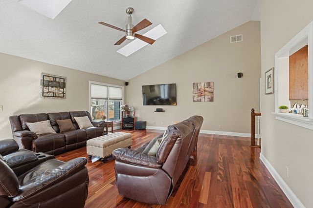 885 Chelsea Lane, Tipp City, OH 45371