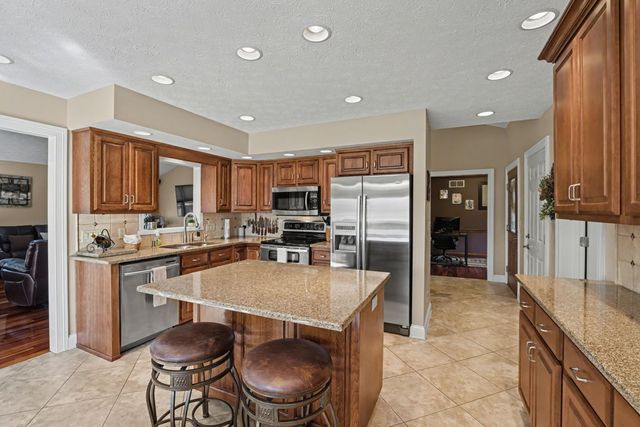 885 Chelsea Lane, Tipp City, OH 45371