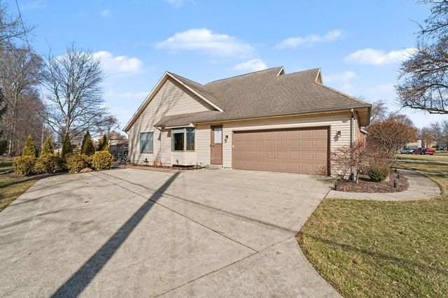 885 Chelsea Lane, Tipp City, OH 45371
