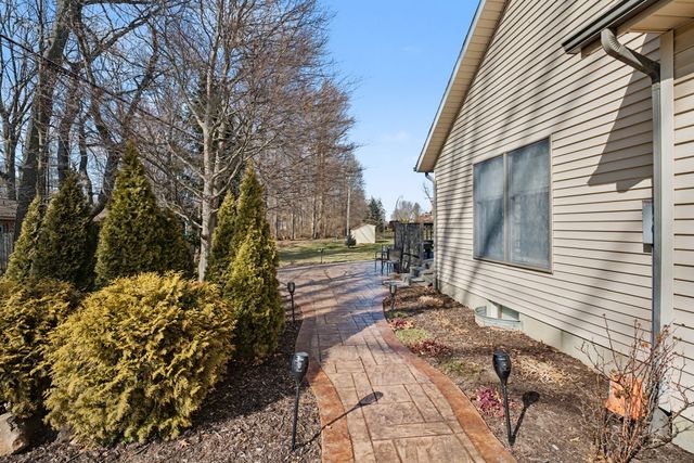 885 Chelsea Lane, Tipp City, OH 45371
