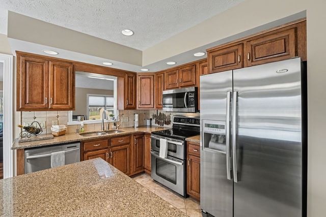 885 Chelsea Lane, Tipp City, OH 45371