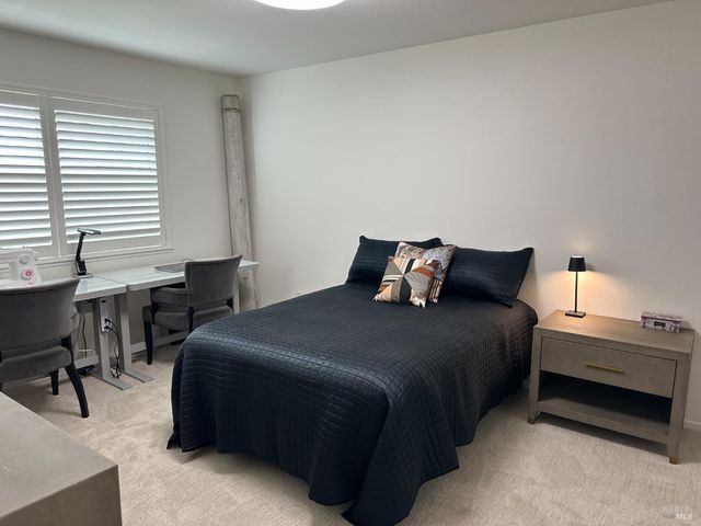 169 Guadalupe Dr, Sonoma, CA 95476