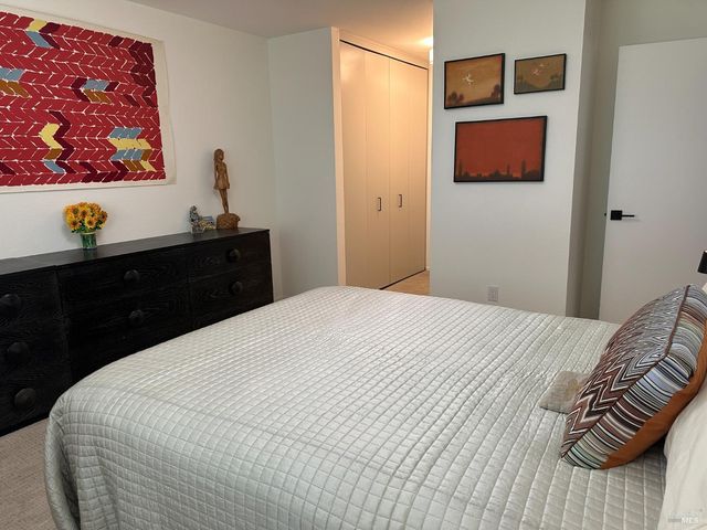 169 Guadalupe Dr, Sonoma, CA 95476