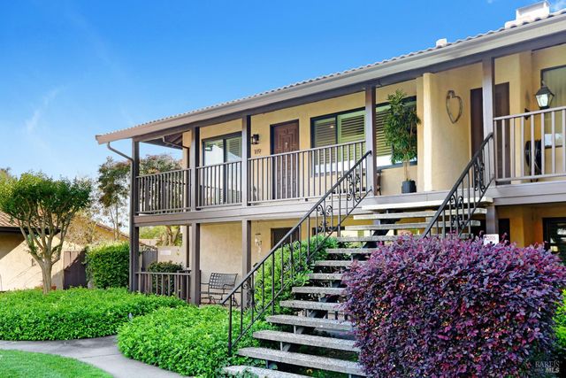 169 Guadalupe Dr, Sonoma, CA 95476