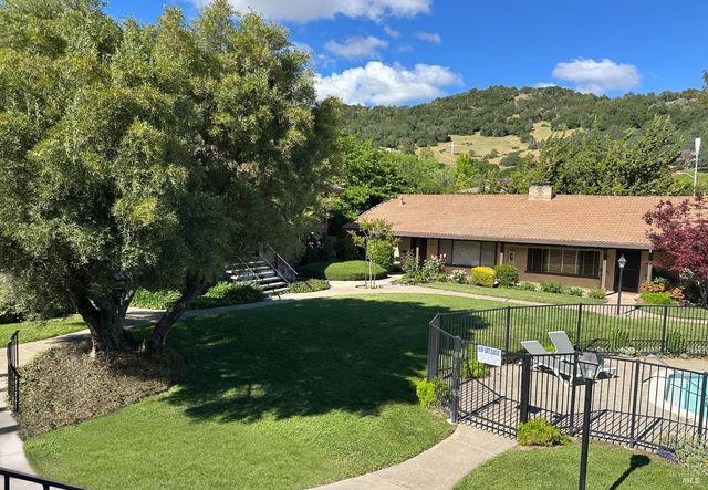 169 Guadalupe Dr, Sonoma, CA 95476