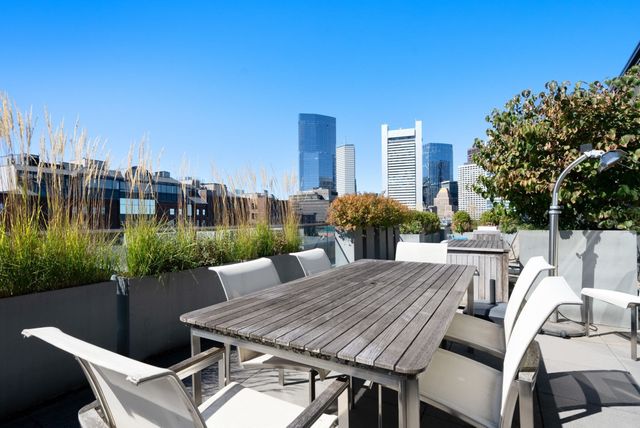 346 Congress St PH1, Boston, MA 02210