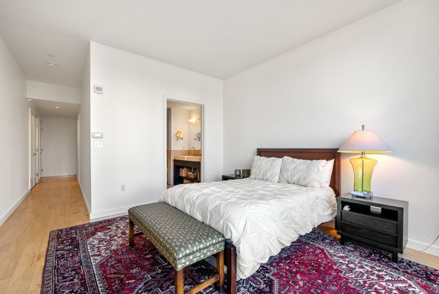 346 Congress St PH1, Boston, MA 02210