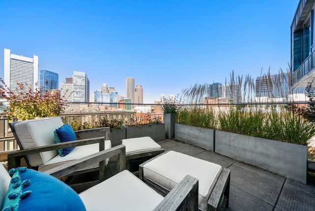 346 Congress St PH1, Boston, MA 02210