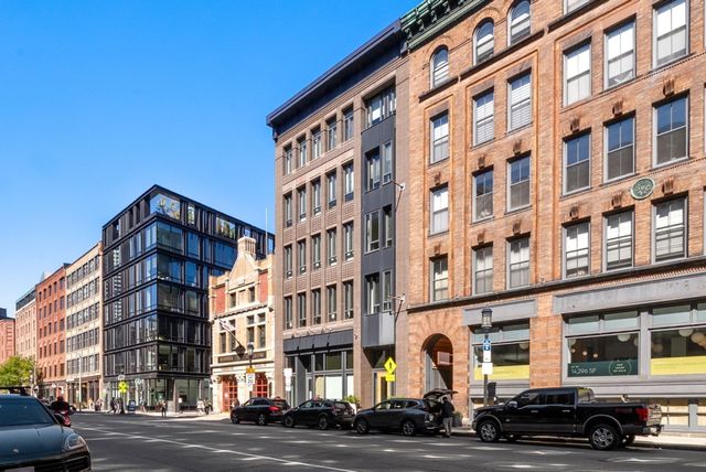 346 Congress St PH1, Boston, MA 02210