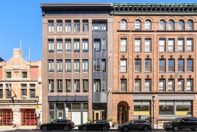 346 Congress St PH1, Boston, MA 02210