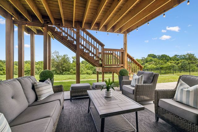 7620 Delancey Dr, College Grove, TN 37046