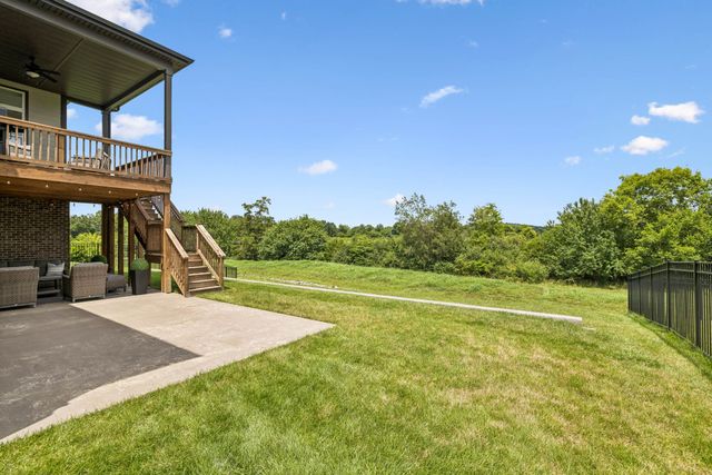 7620 Delancey Dr, College Grove, TN 37046