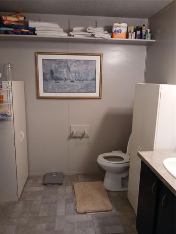 333 9th Street, Dickinson, TX 77539