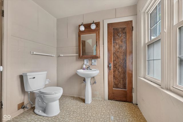 336 E 60th Street, Indianapolis, IN 46220