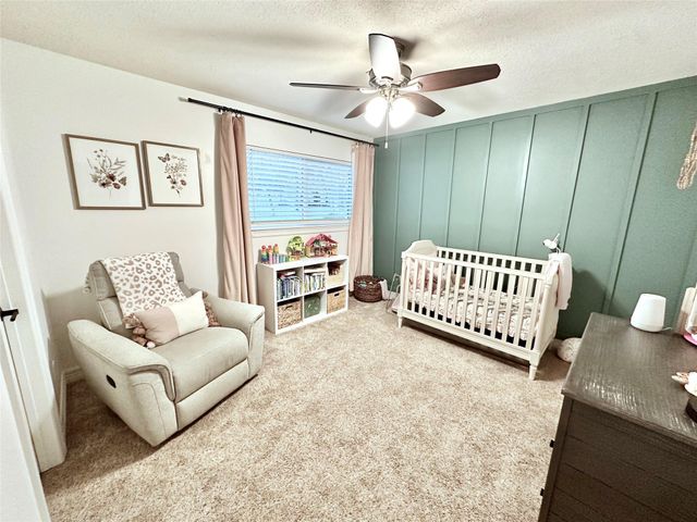 510 N Shadowbend Avenue, Friendswood, TX 77546