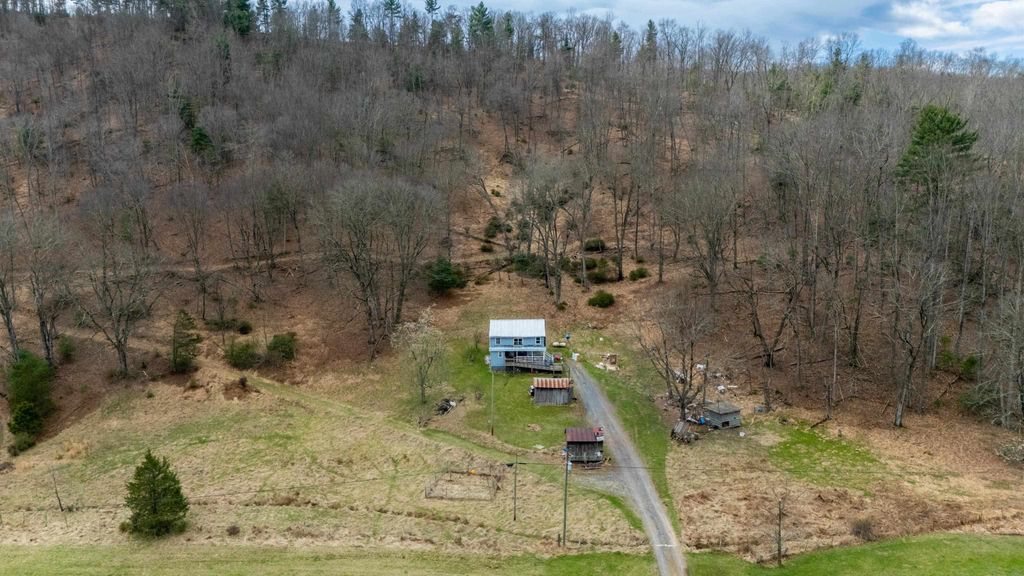 1851 CULLERS RUN RD, Mathias, WV 26812