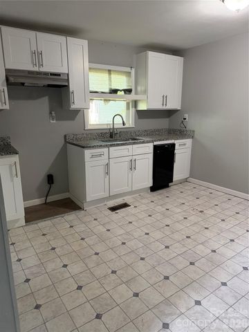 3724 Kathy Road, Morganton, NC 28655