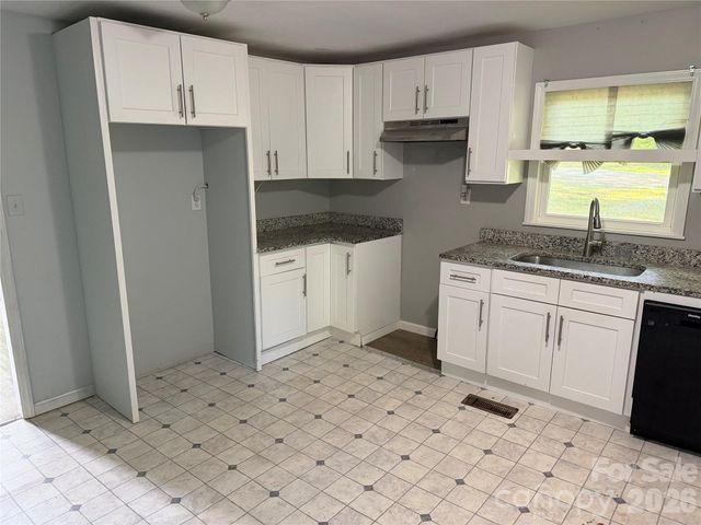 3724 Kathy Road, Morganton, NC 28655