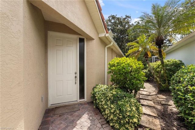 168 Livermore LN, Naples, FL 34119