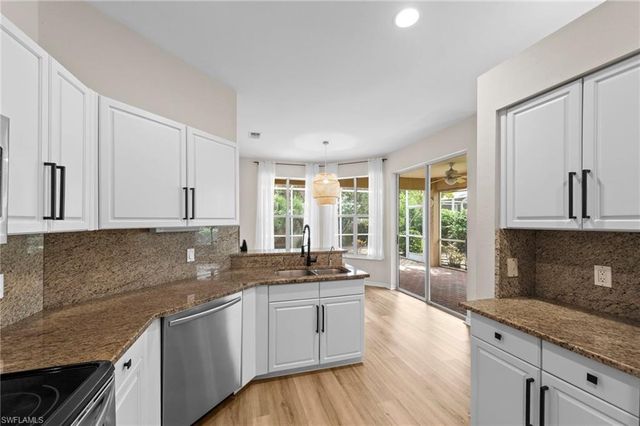 168 Livermore LN, Naples, FL 34119
