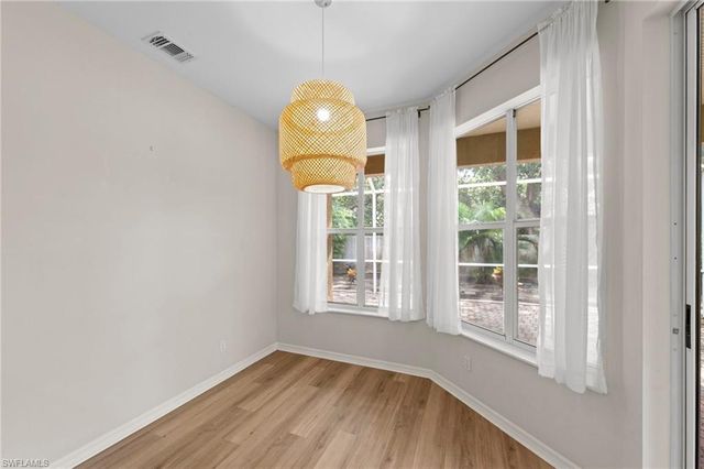 168 Livermore LN, Naples, FL 34119