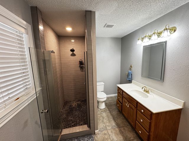 484 S First Avenue, Stephenville, TX 76401