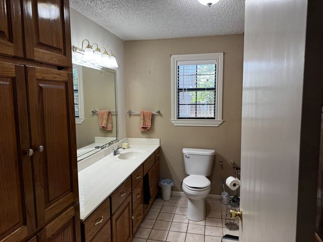 484 S First Avenue, Stephenville, TX 76401
