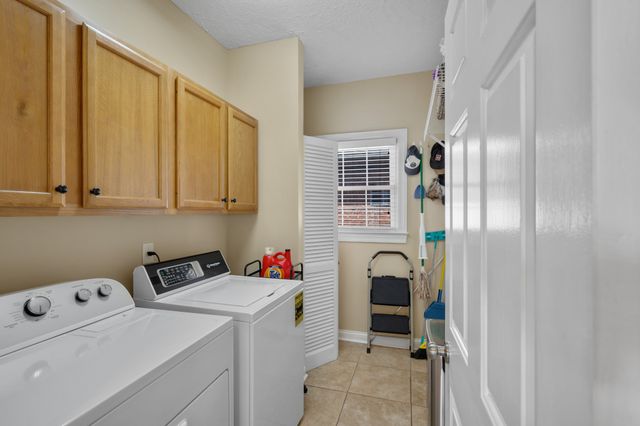1118 Jessica Dr, Lebanon, TN 37087