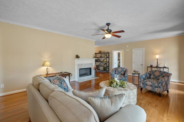 1118 Jessica Dr, Lebanon, TN 37087