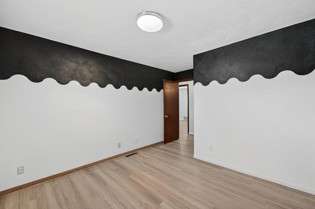 122 Hillside Circle, New Glarus, WI 53574