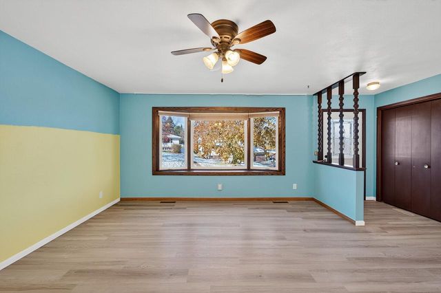 122 Hillside Circle, New Glarus, WI 53574