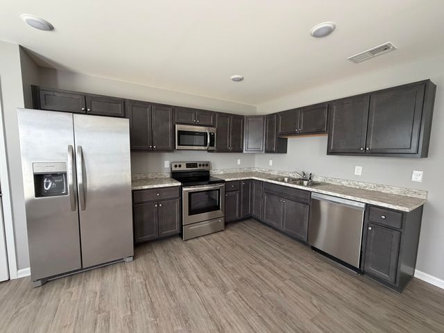 2460 Feathersound Way, Lexington, KY 40511
