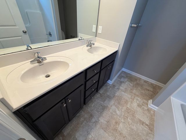 2460 Feathersound Way, Lexington, KY 40511