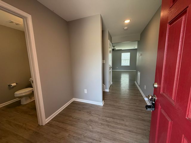2460 Feathersound Way, Lexington, KY 40511