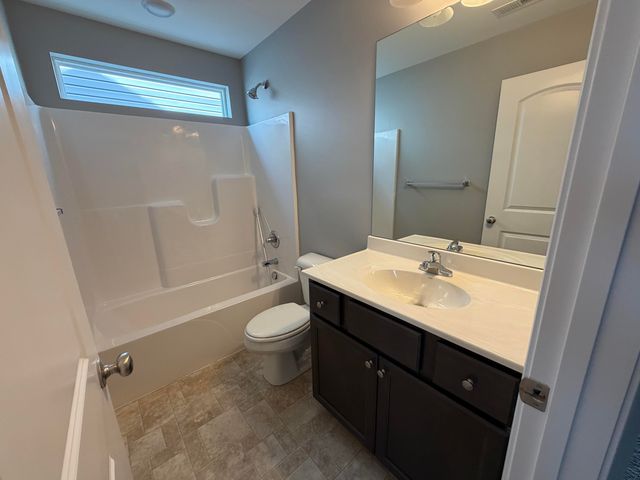 2460 Feathersound Way, Lexington, KY 40511