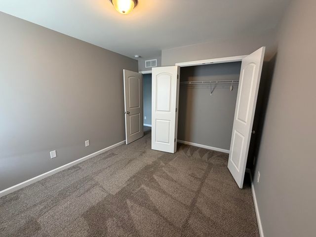 2460 Feathersound Way, Lexington, KY 40511