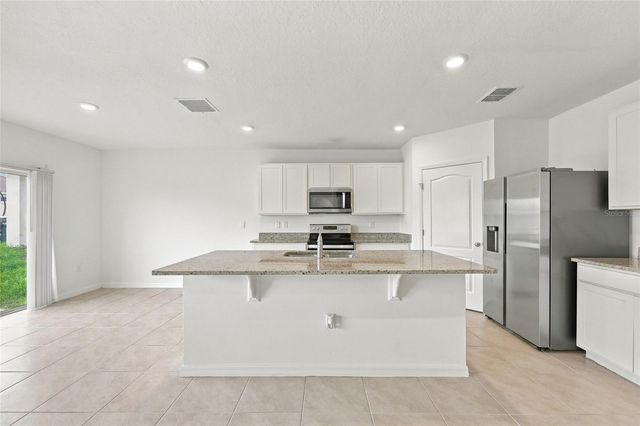 1832 BUCKEYE ROAD, Davenport, FL 33837