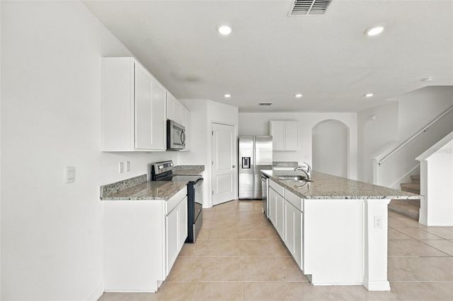 1832 BUCKEYE ROAD, Davenport, FL 33837