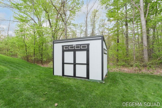 5391 Eagle Pass Drive, Blendon Twp, MI 49426