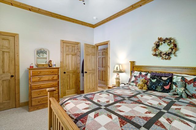 7031 Black Bear Trail, Hiawassee, GA 30546