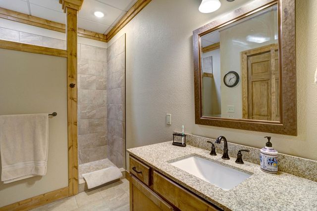 7031 Black Bear Trail, Hiawassee, GA 30546