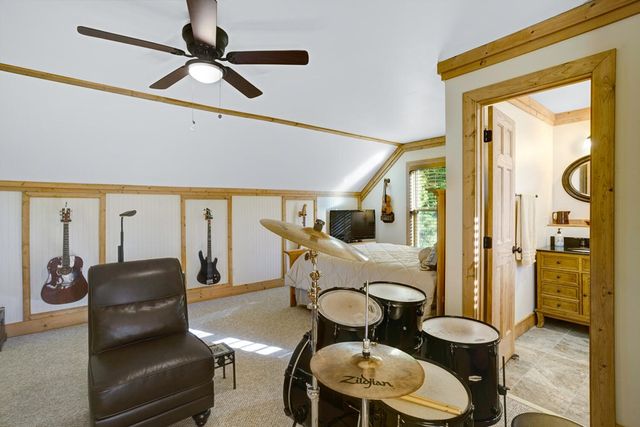 7031 Black Bear Trail, Hiawassee, GA 30546